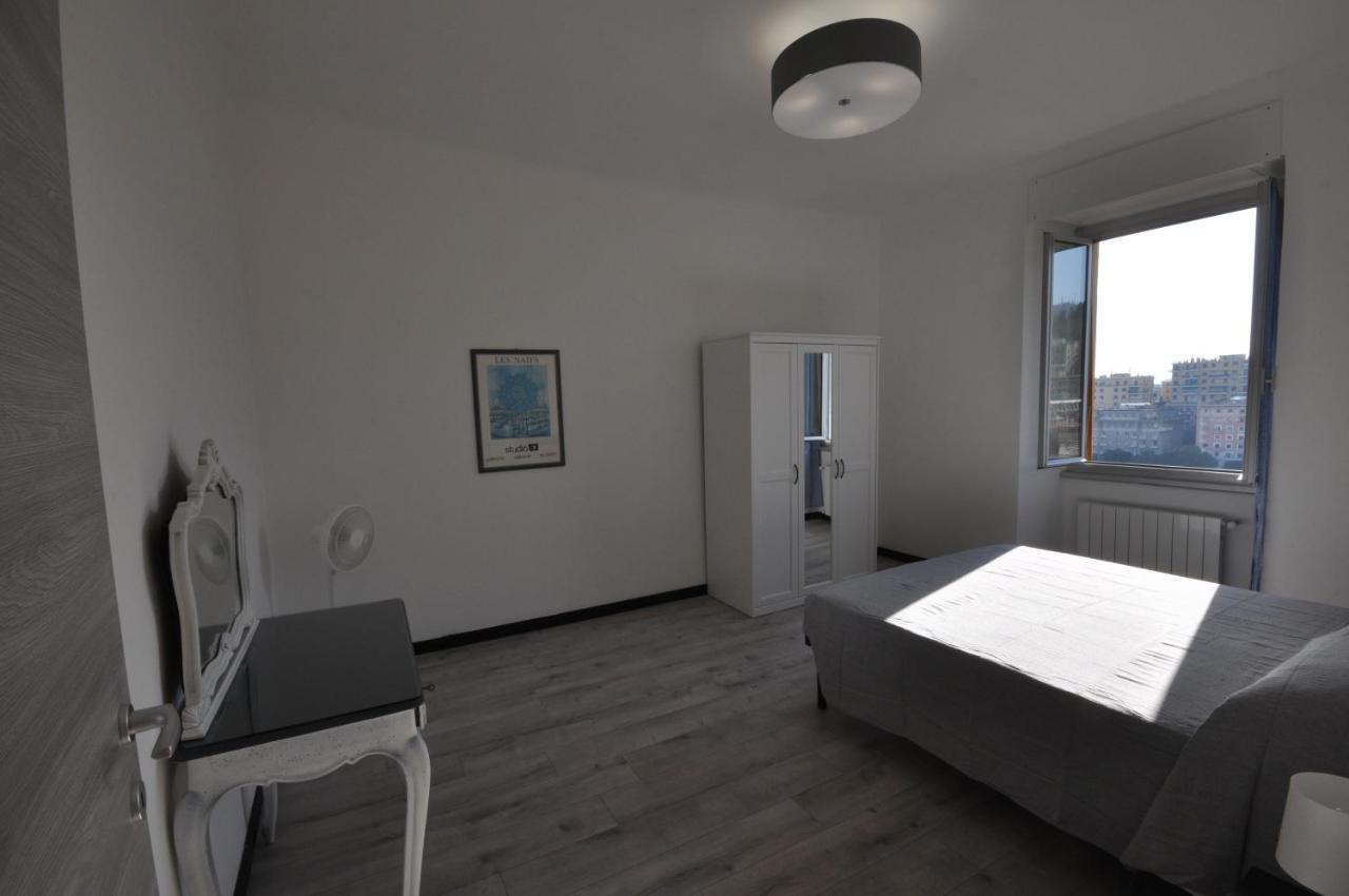 Perdianahouse Waterfront Daire Cenova Dış mekan fotoğraf