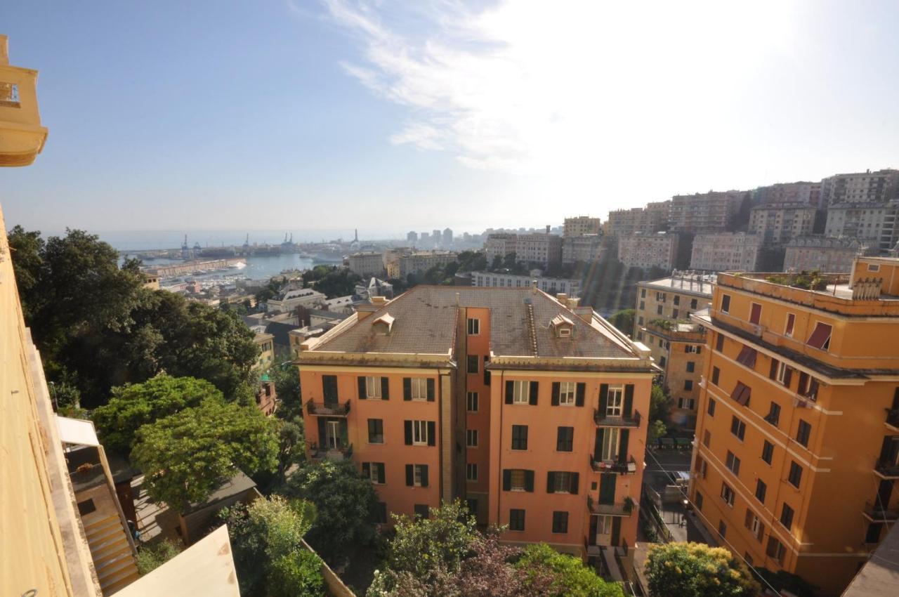 Perdianahouse Waterfront Daire Cenova Dış mekan fotoğraf