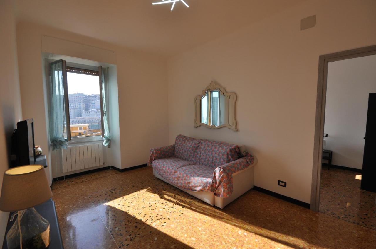 Perdianahouse Waterfront Daire Cenova Dış mekan fotoğraf