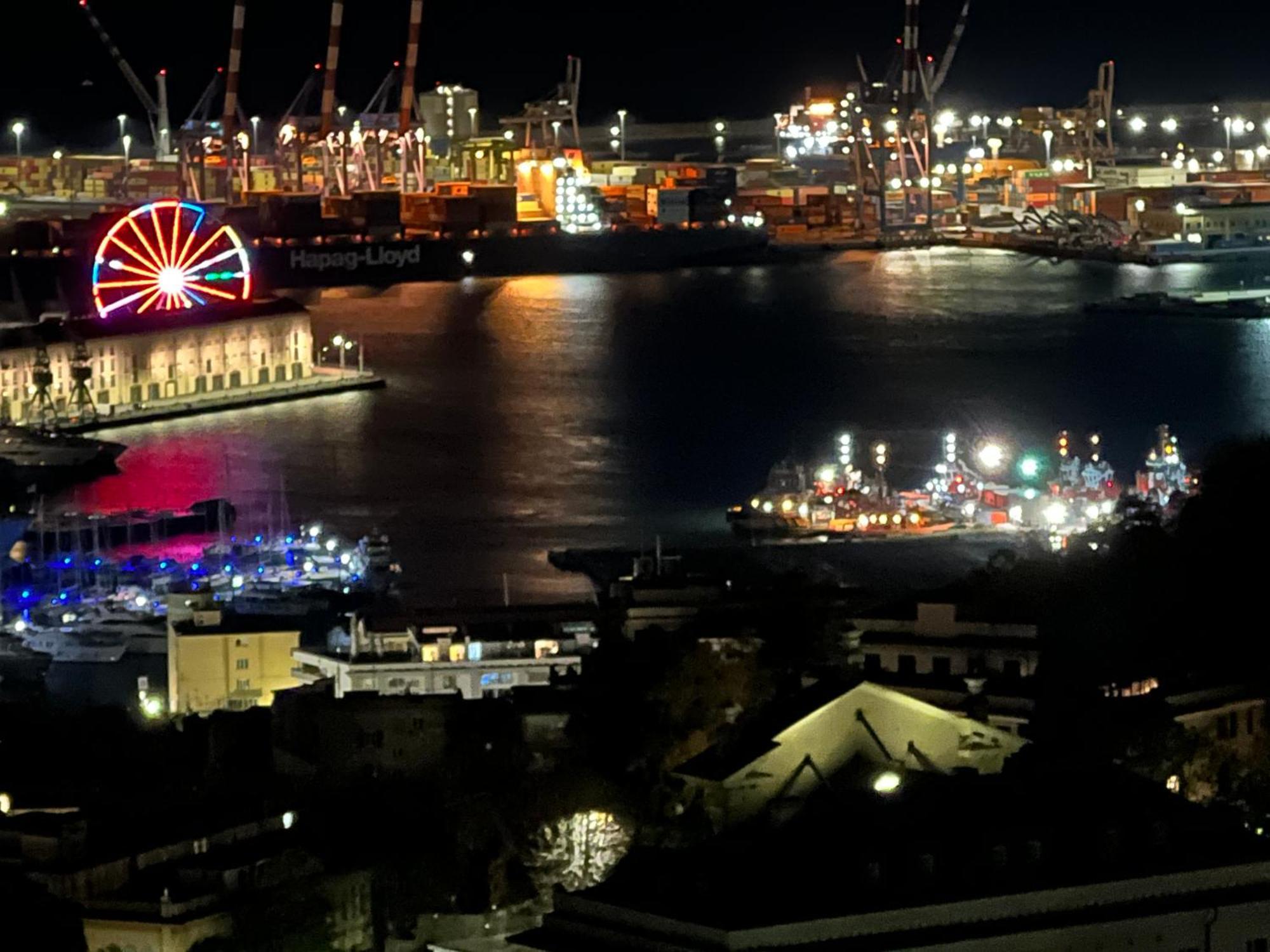 Perdianahouse Waterfront Daire Cenova Dış mekan fotoğraf