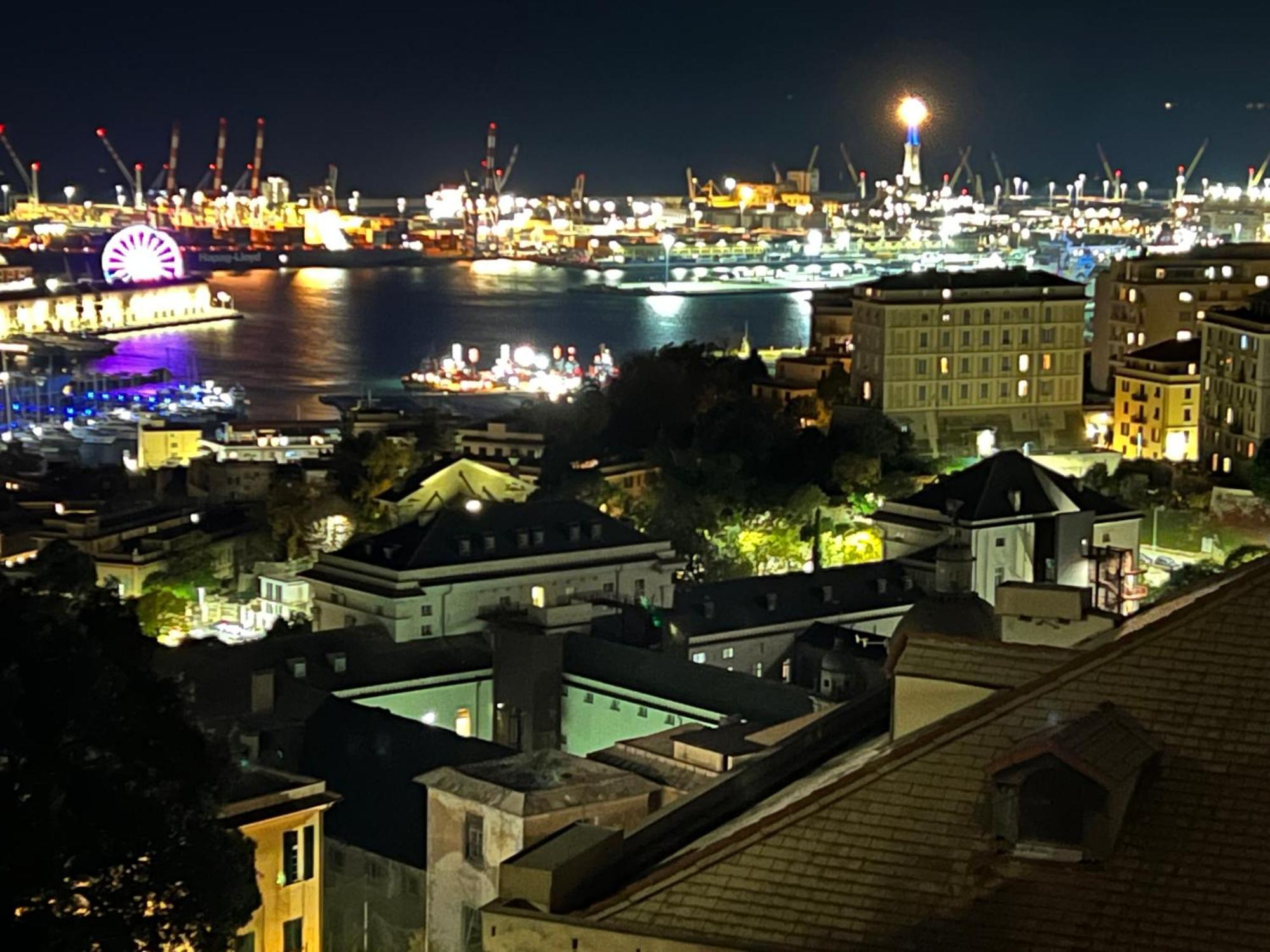 Perdianahouse Waterfront Daire Cenova Dış mekan fotoğraf